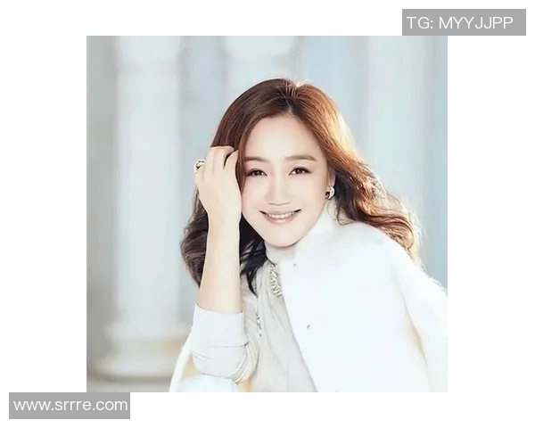 哈妹与足球明星的秘密关系揭晓她究竟是哪个球星的爱人